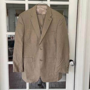 Men’s 3 piece tan suit